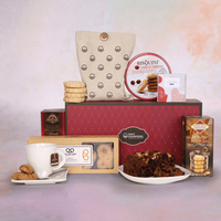 Winebuyers Tea Time Treats Gift Hamper with English Breakfast Tea and Biscuits, 75cLBy Winebuyers