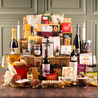 Winebuyers Veritable Christmas Feast Hamper with Prosecco, Port, Red Wine, Tea, Coffee, and More, 75clBy Winebuyers